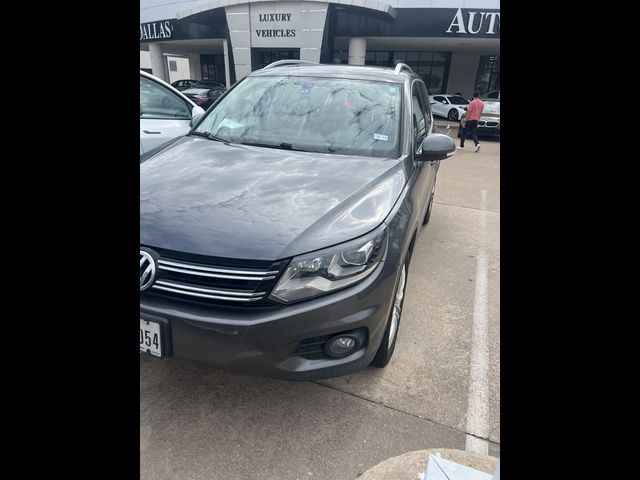 2016 Volkswagen Tiguan SE