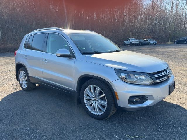 2016 Volkswagen Tiguan SE