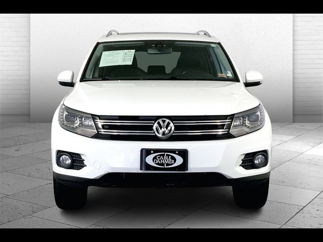 2016 Volkswagen Tiguan SE