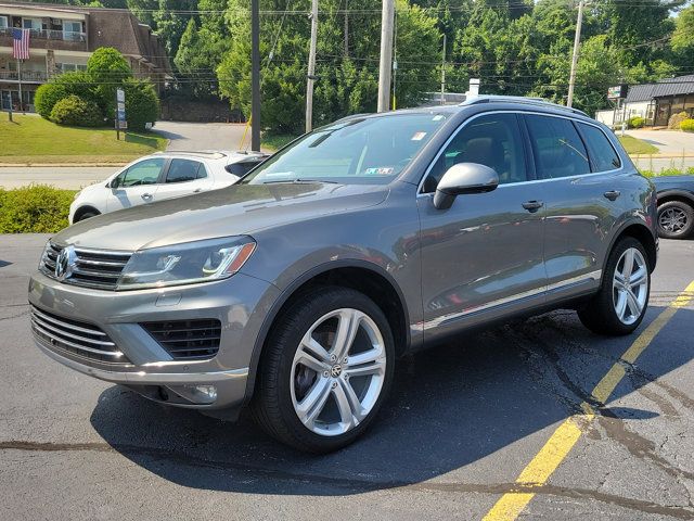 2016 Volkswagen Touareg Executive