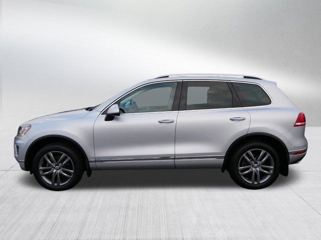 2016 Volkswagen Touareg Lux