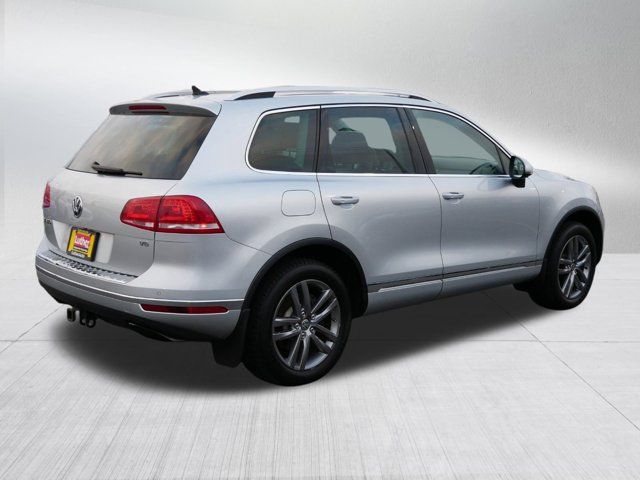 2016 Volkswagen Touareg Lux