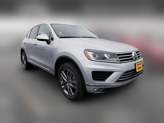 2016 Volkswagen Touareg Lux