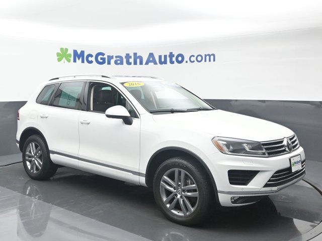 2016 Volkswagen Touareg Lux