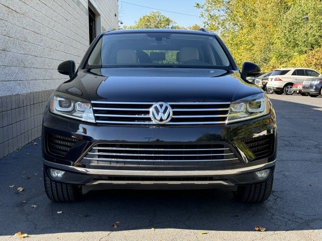 2016 Volkswagen Touareg Lux