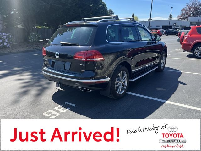 2016 Volkswagen Touareg Lux