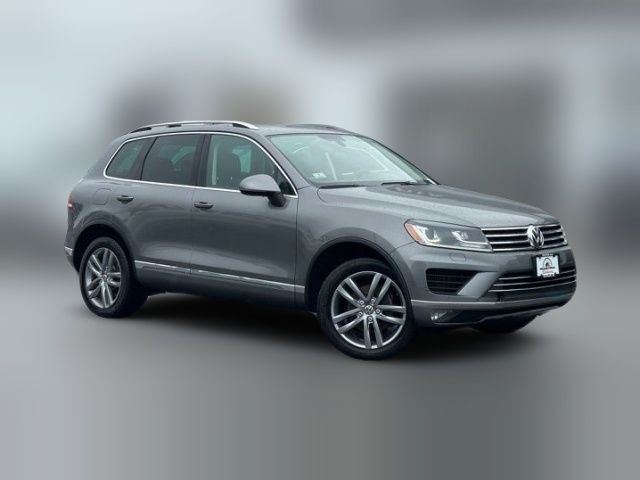 2016 Volkswagen Touareg Lux