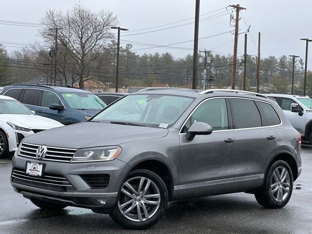 2016 Volkswagen Touareg Lux