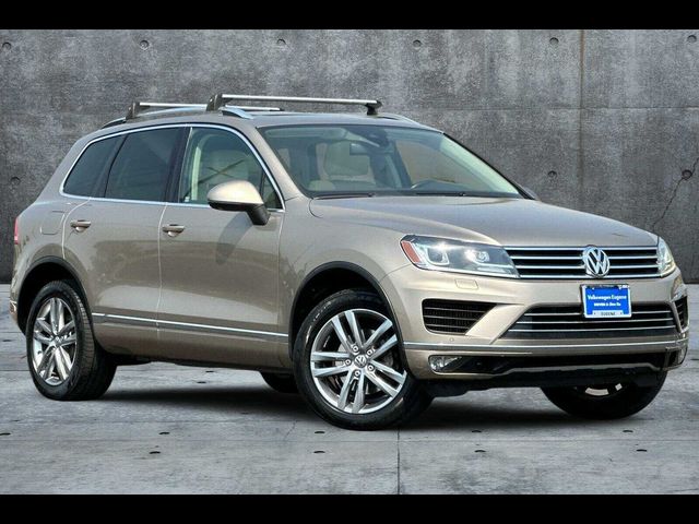 2016 Volkswagen Touareg Lux