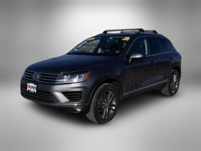 2016 Volkswagen Touareg Lux