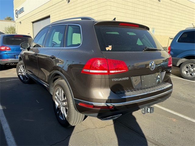 2016 Volkswagen Touareg Lux