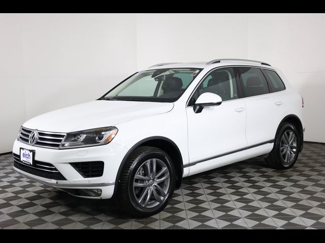 2016 Volkswagen Touareg Lux