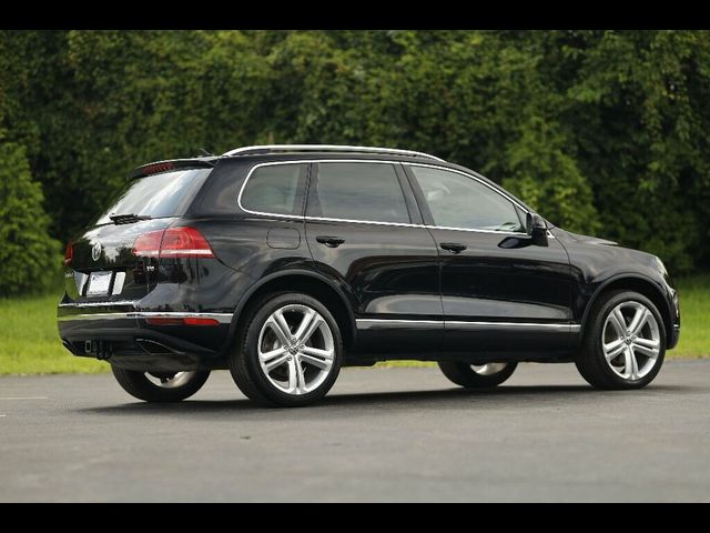 2016 Volkswagen Touareg Executive