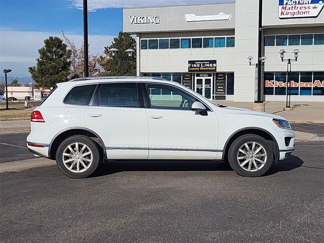 2016 Volkswagen Touareg Sport Technology