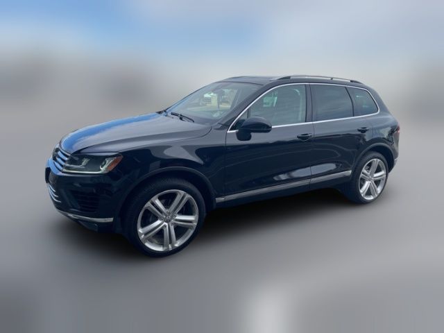 2016 Volkswagen Touareg Executive