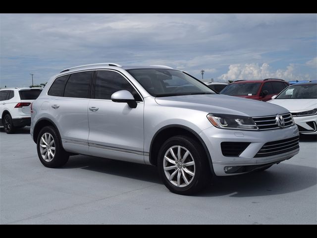 2016 Volkswagen Touareg Sport Technology