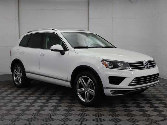 2016 Volkswagen Touareg Sport