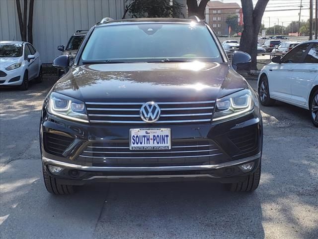 2016 Volkswagen Touareg Lux