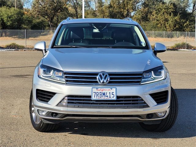 2016 Volkswagen Touareg Lux