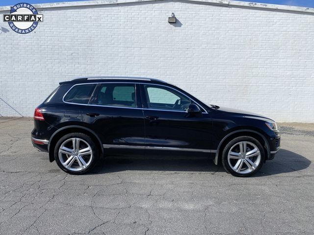 2016 Volkswagen Touareg Executive