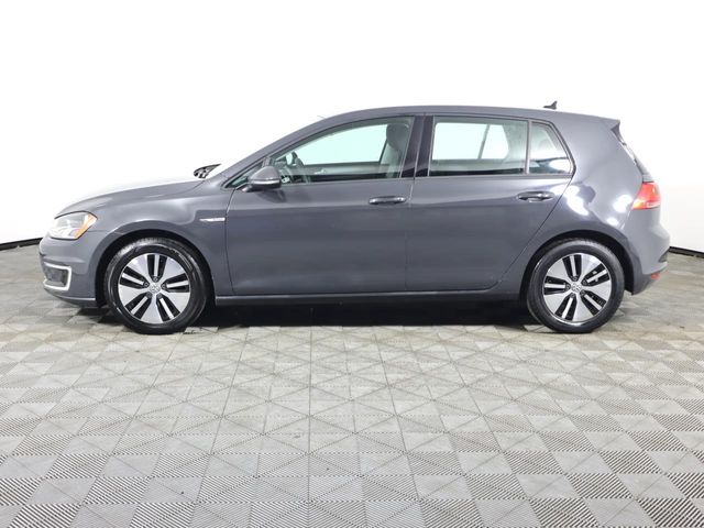 2016 Volkswagen e-Golf SE