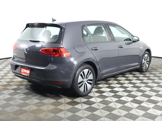 2016 Volkswagen e-Golf SE