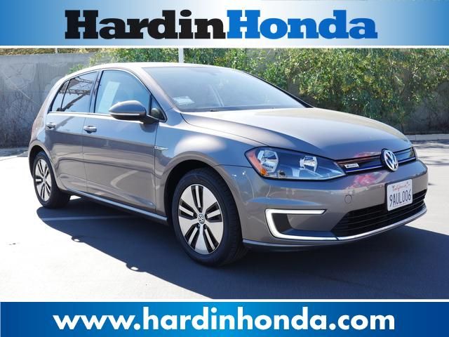 2016 Volkswagen e-Golf SE