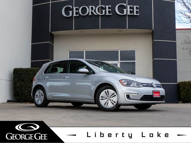 2016 Volkswagen e-Golf SE