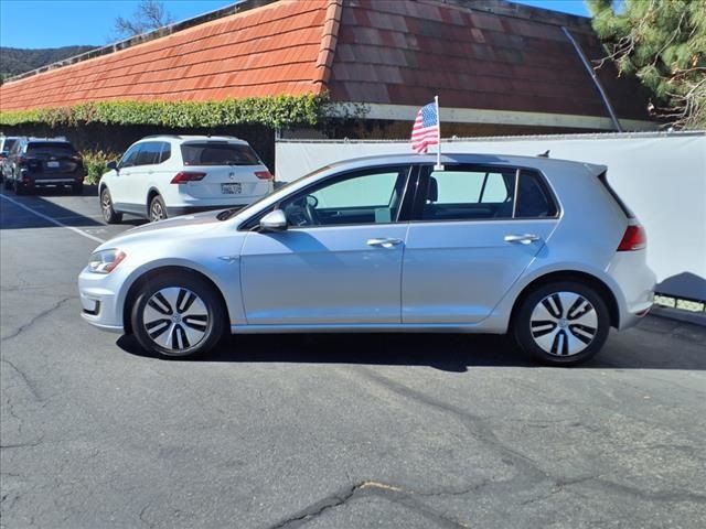 2016 Volkswagen e-Golf SE
