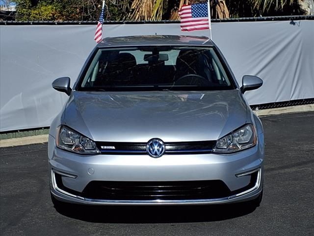 2016 Volkswagen e-Golf SE
