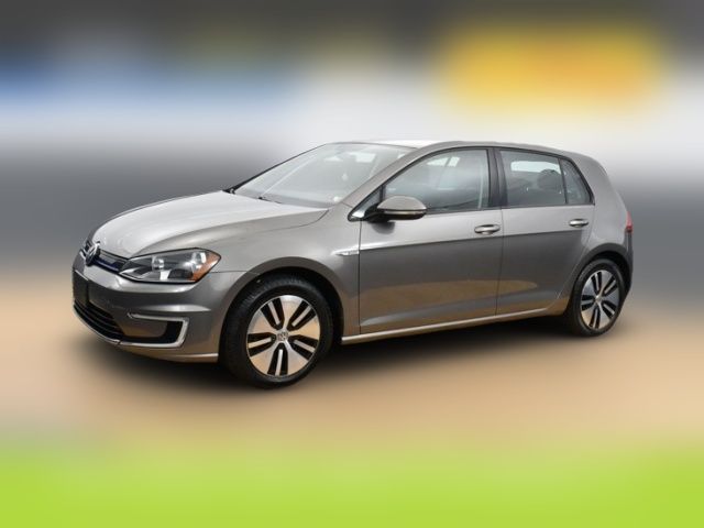 2016 Volkswagen e-Golf SE