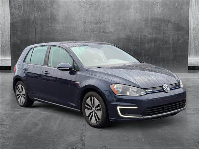 2016 Volkswagen e-Golf SE