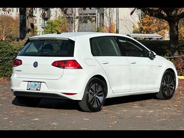 2016 Volkswagen e-Golf SE