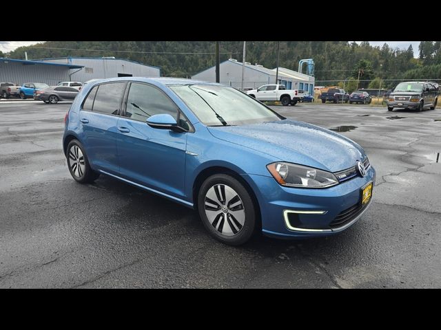 2016 Volkswagen e-Golf SE