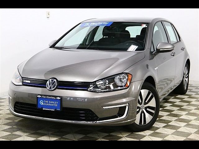 2016 Volkswagen e-Golf SE