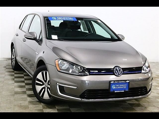 2016 Volkswagen e-Golf SE