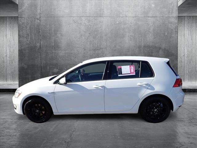 2016 Volkswagen e-Golf SE