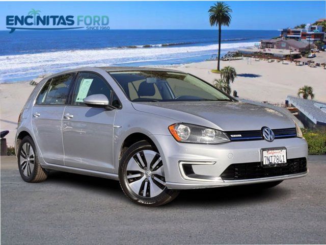 2016 Volkswagen e-Golf SE