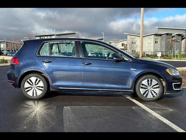 2016 Volkswagen e-Golf SE