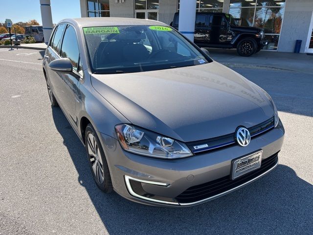 2016 Volkswagen e-Golf SE