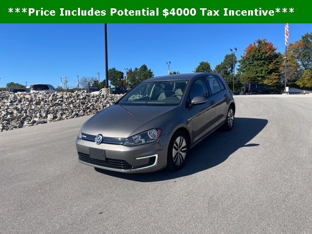 2016 Volkswagen e-Golf SE