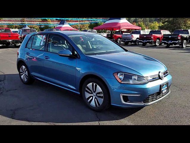 2016 Volkswagen e-Golf SE