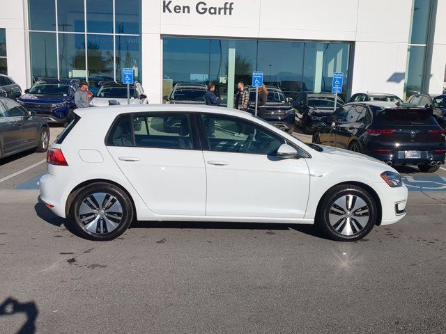 2016 Volkswagen e-Golf SE