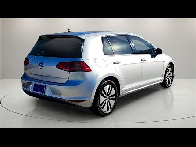 2016 Volkswagen e-Golf SE