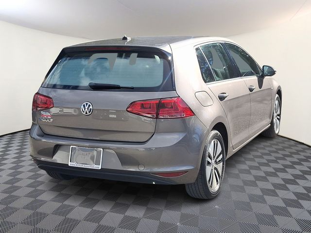 2016 Volkswagen e-Golf SE