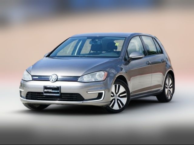 2016 Volkswagen e-Golf SE