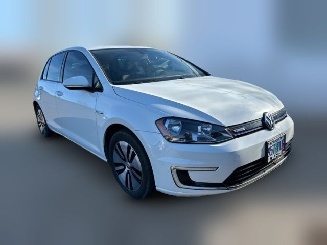 2016 Volkswagen e-Golf SE