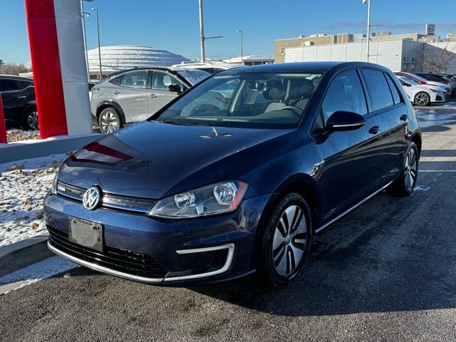 2016 Volkswagen e-Golf SE