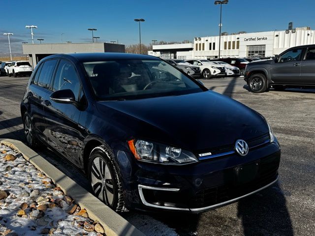 2016 Volkswagen e-Golf SE