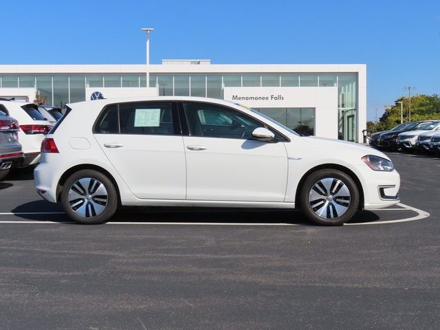 2016 Volkswagen e-Golf SE